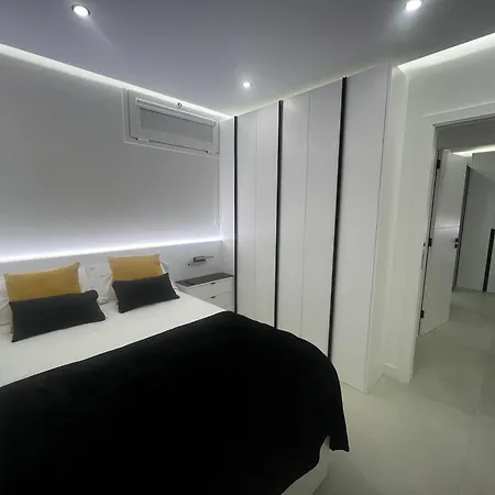 Проживание в семье Apartamerica 341. Lujo.vista Mar *